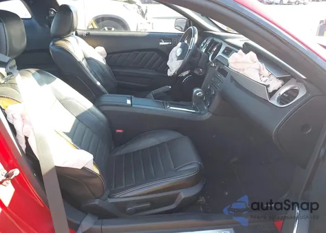 2010 Ford Mustang V6 Premium из США, поврежденный, VIN 1ZVBP8AN0A5117043